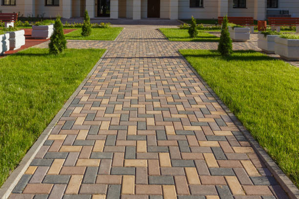 Best Driveway Pavers Cost  in USA